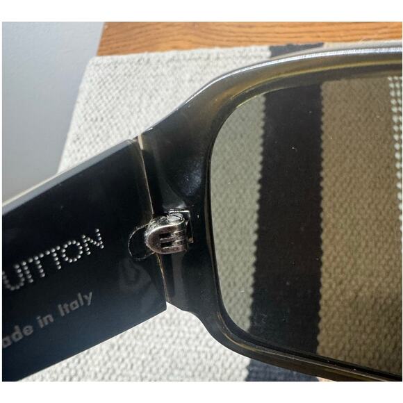 LOUIS VUITTON Mahina Z0210W Brown Monogram Large Wrap Square Sunglasses Y2K - Picture 8 of 10